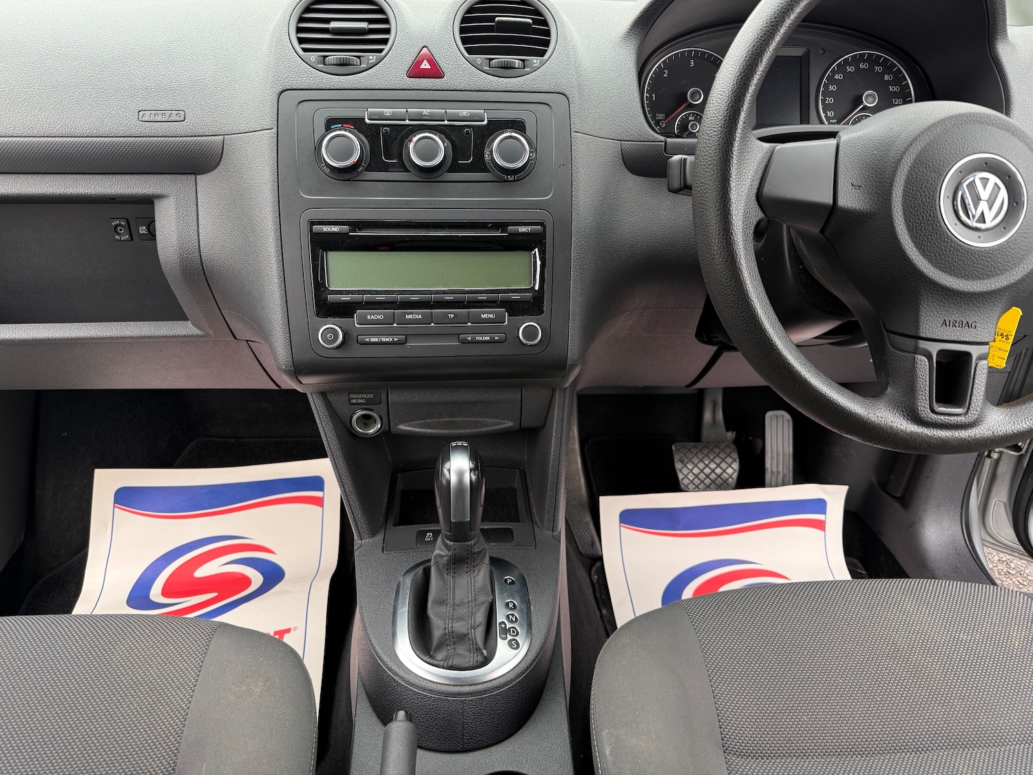 Used Volkswagen Caddy Maxi Life 2011 for sale - 78049876: Photo 7