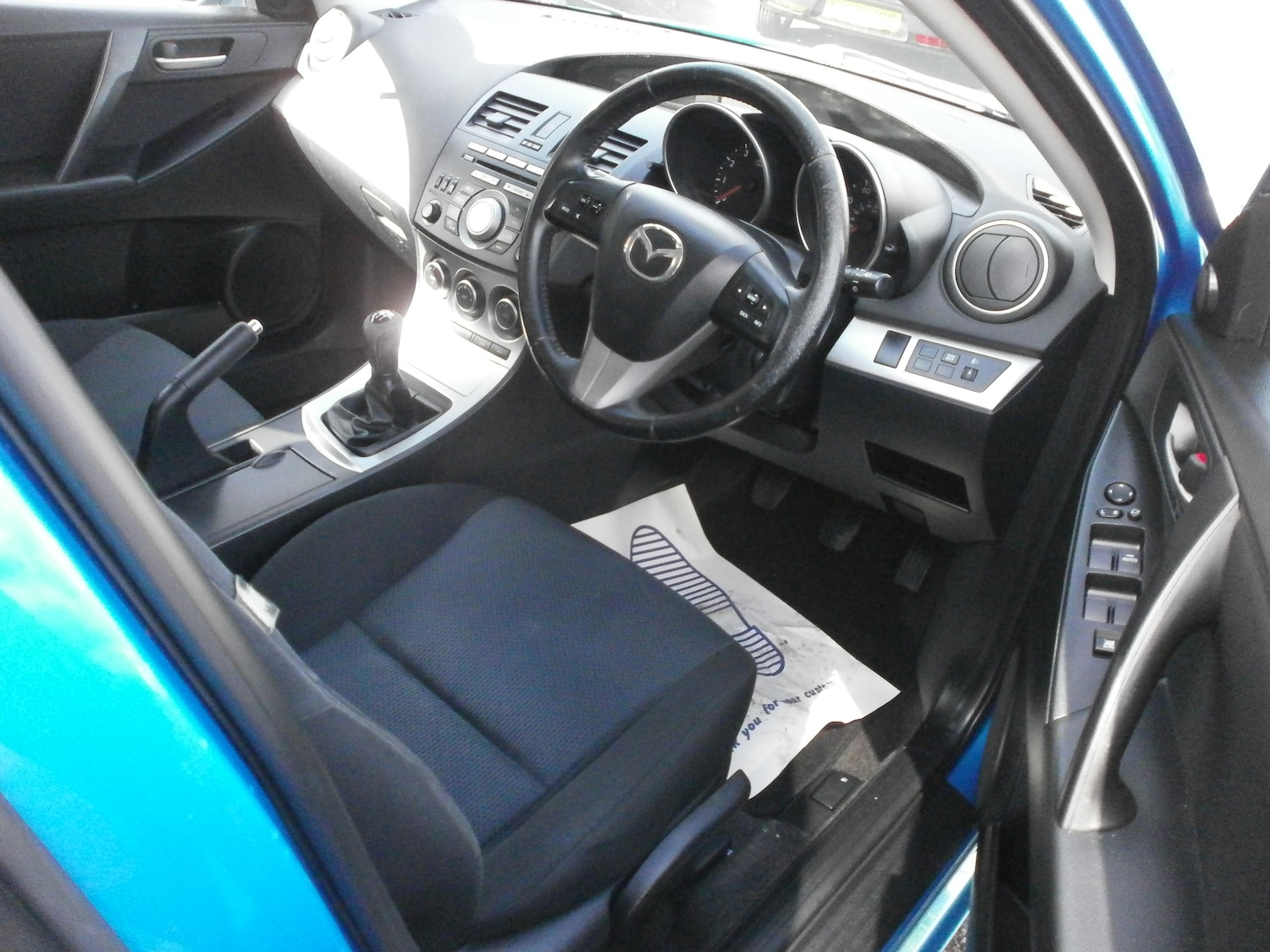 Used Mazda Mazda3 2011 for sale - 77145195: Photo 4