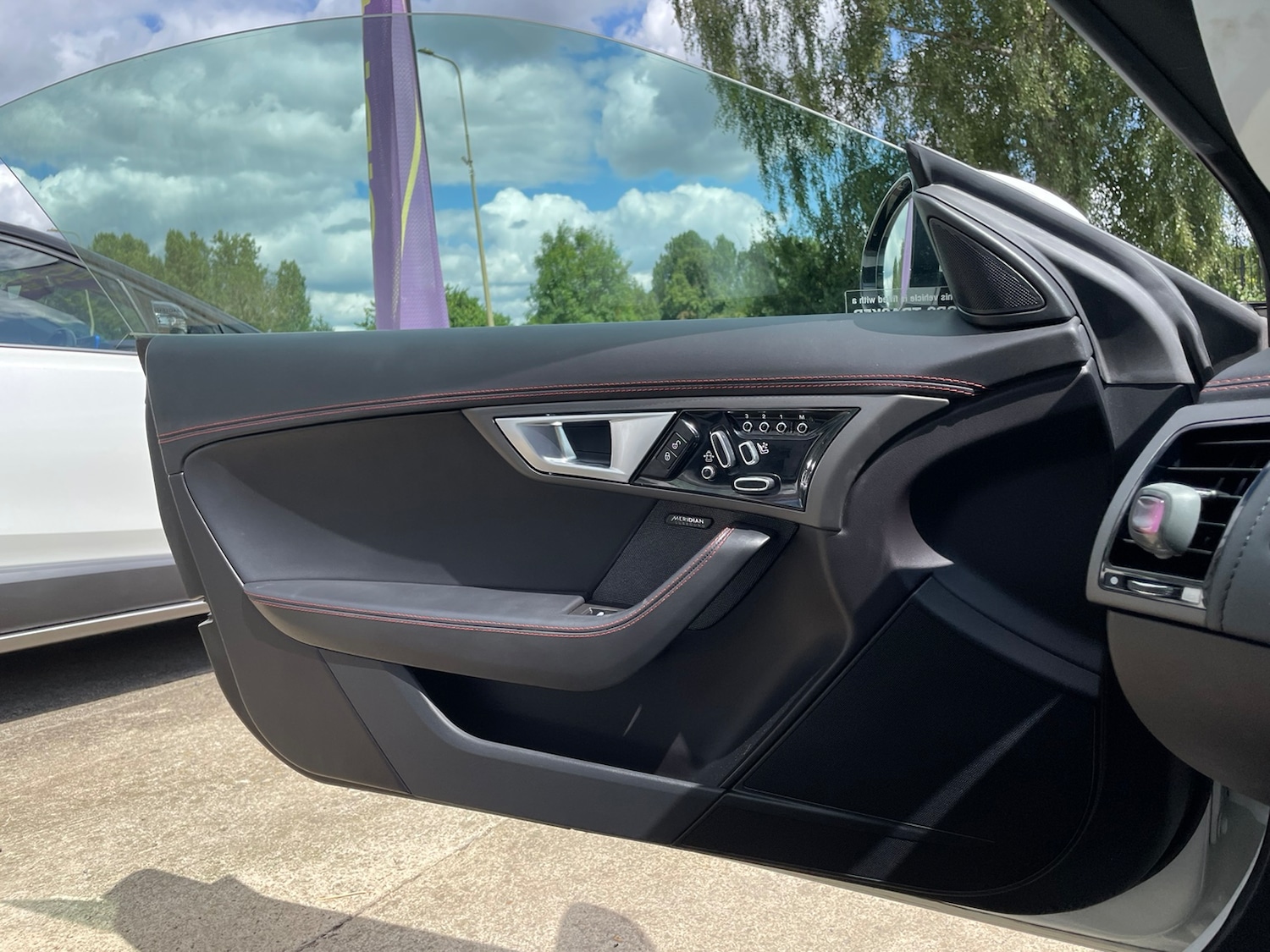 Used Jaguar F-Type for sale - 77145198: Photo 20