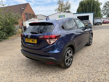 Used Honda HR-V 2018 for sale - 79326144: Photo