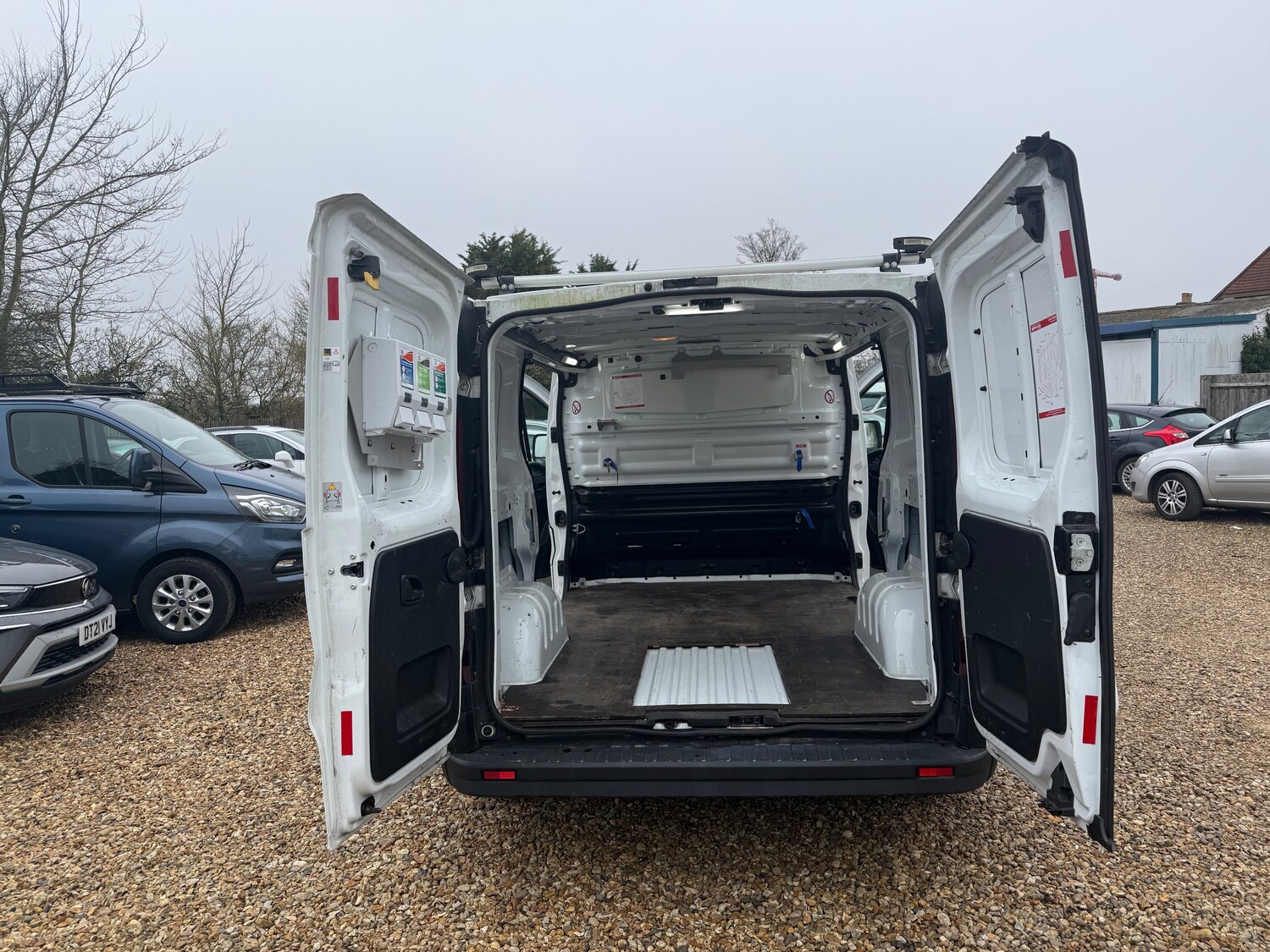 Used Vauxhall Vivaro 2018 for sale - 77810288: Photo 12