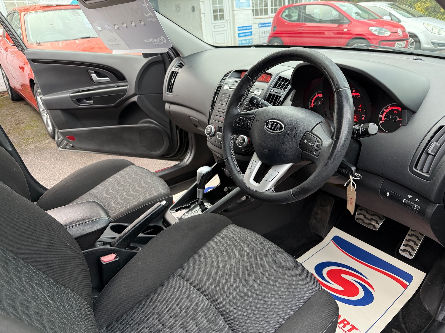 Used Kia Ceed 2011 for sale - 77145246: Photo 7