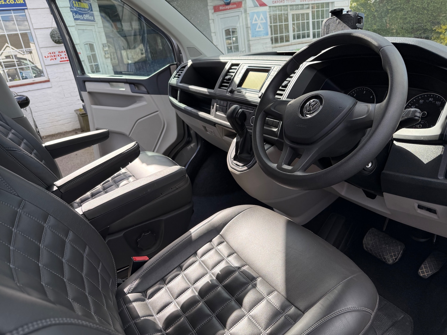 Used Volkswagen Transporter 2018 for sale - 78218214: Photo 11