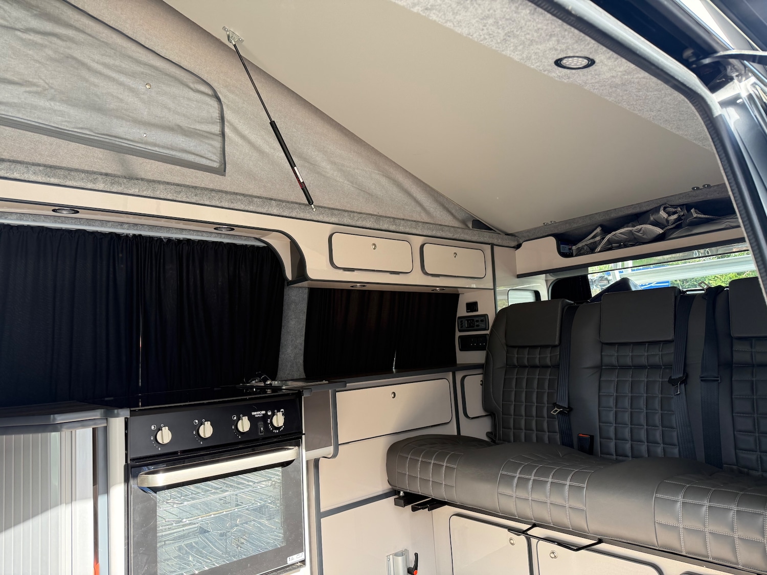 Used Volkswagen Transporter 2018 for sale - 78218214: Photo 16