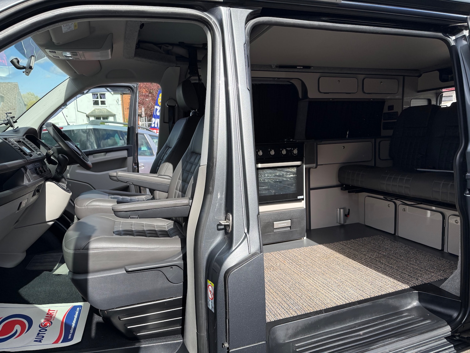 Used Volkswagen Transporter 2018 for sale - 78218214: Photo 25