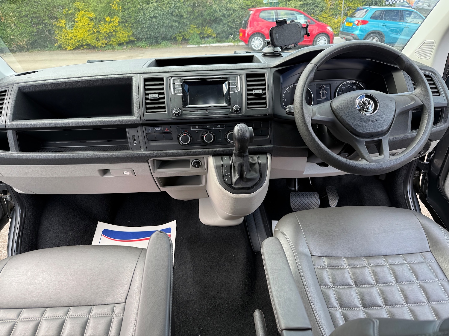 Used Volkswagen Transporter 2018 for sale - 78218214: Photo 29