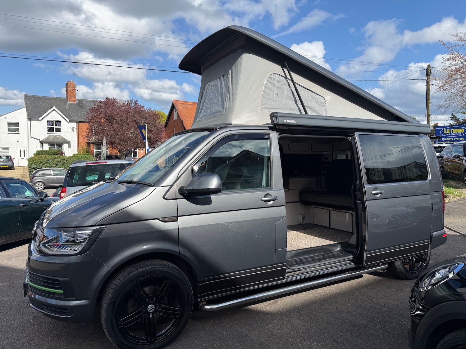 Used Volkswagen Transporter 2018 for sale - 78218214: Photo 3