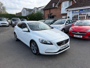 Used Volvo V40 2013 for sale - 79551518: Photo
