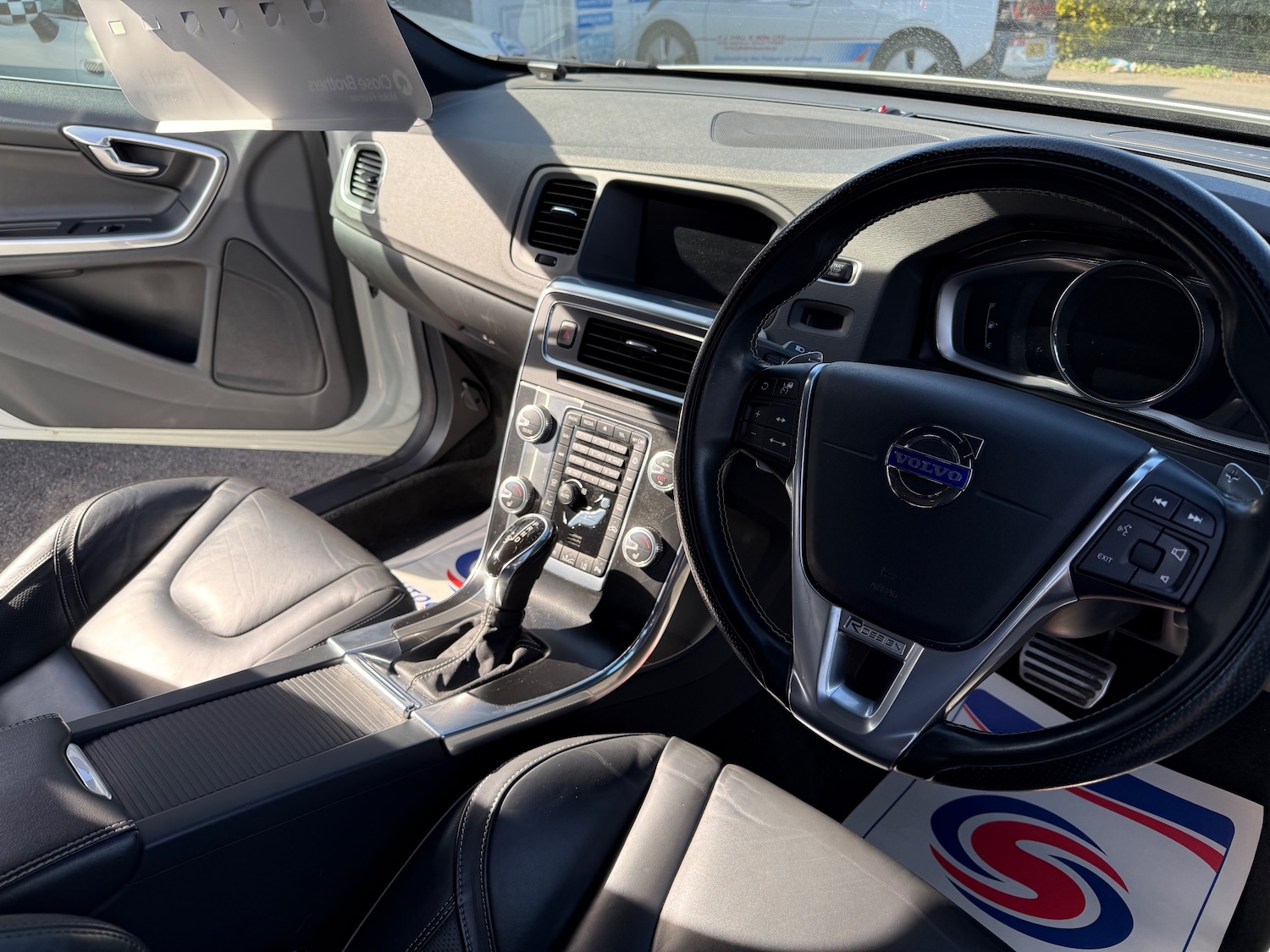 Used Volvo V60 2025 for sale - 77976107: Photo 12