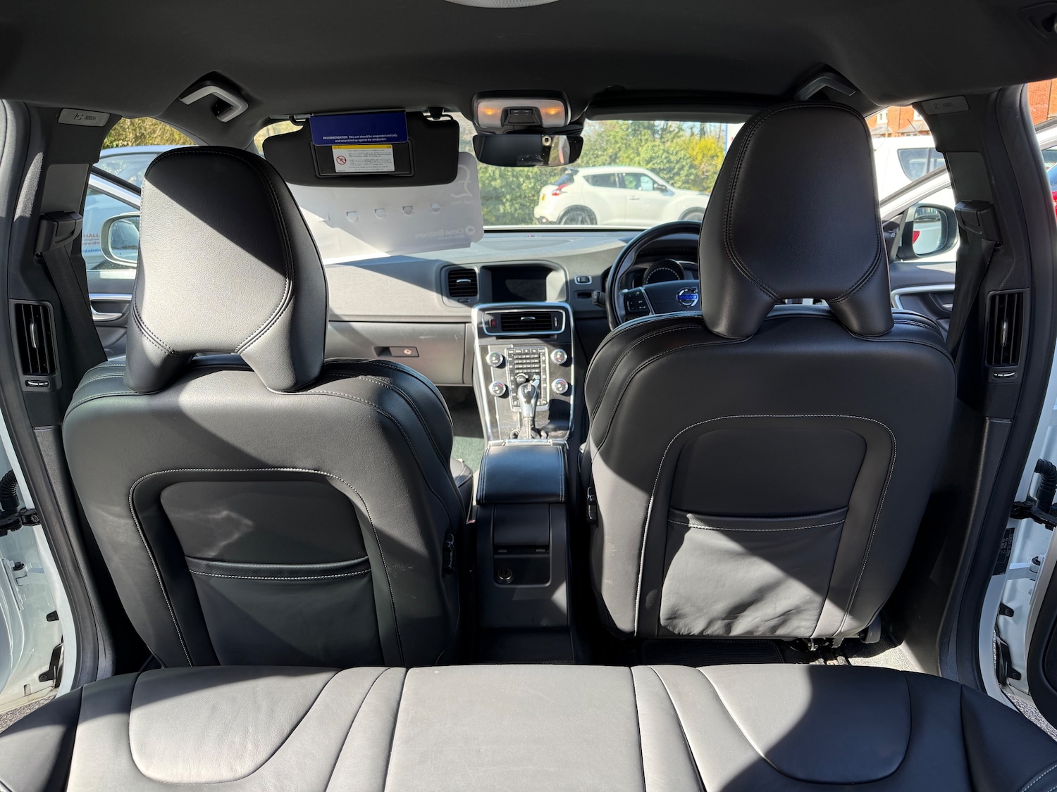 Used Volvo V60 2025 for sale - 77976107: Photo 9