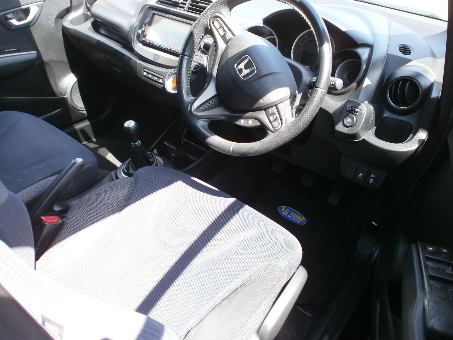 Used Honda Jazz 2012 for sale - 77145205: Photo 5