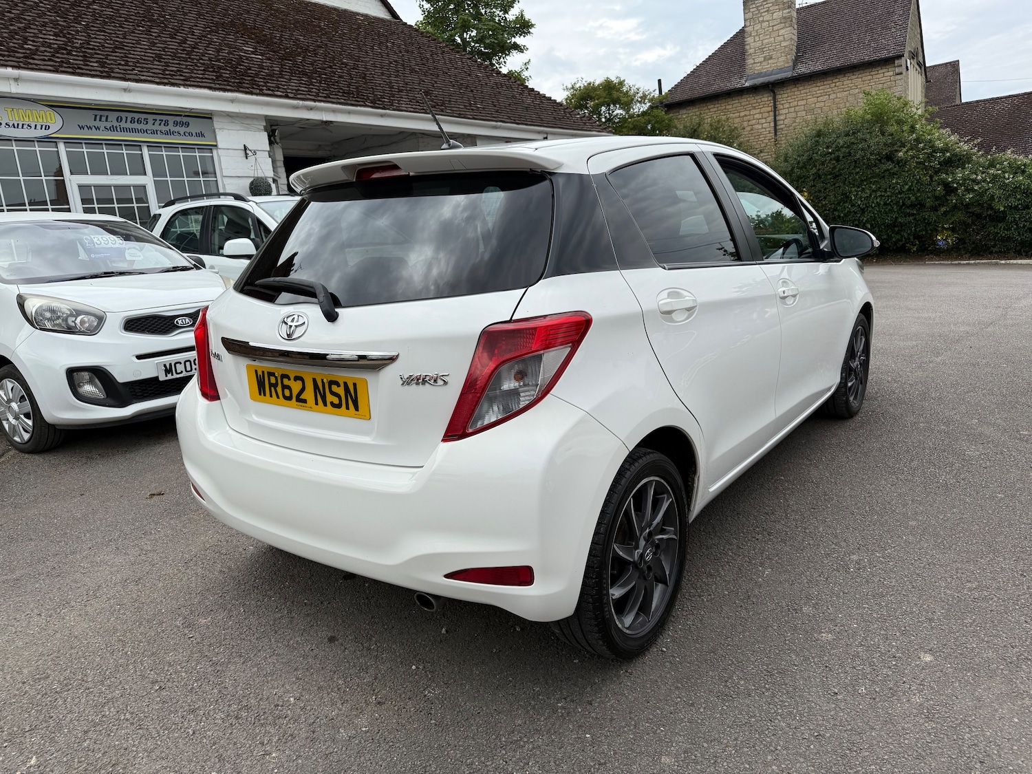 Used Toyota Yaris 2012 for sale - 77145203: Photo 4