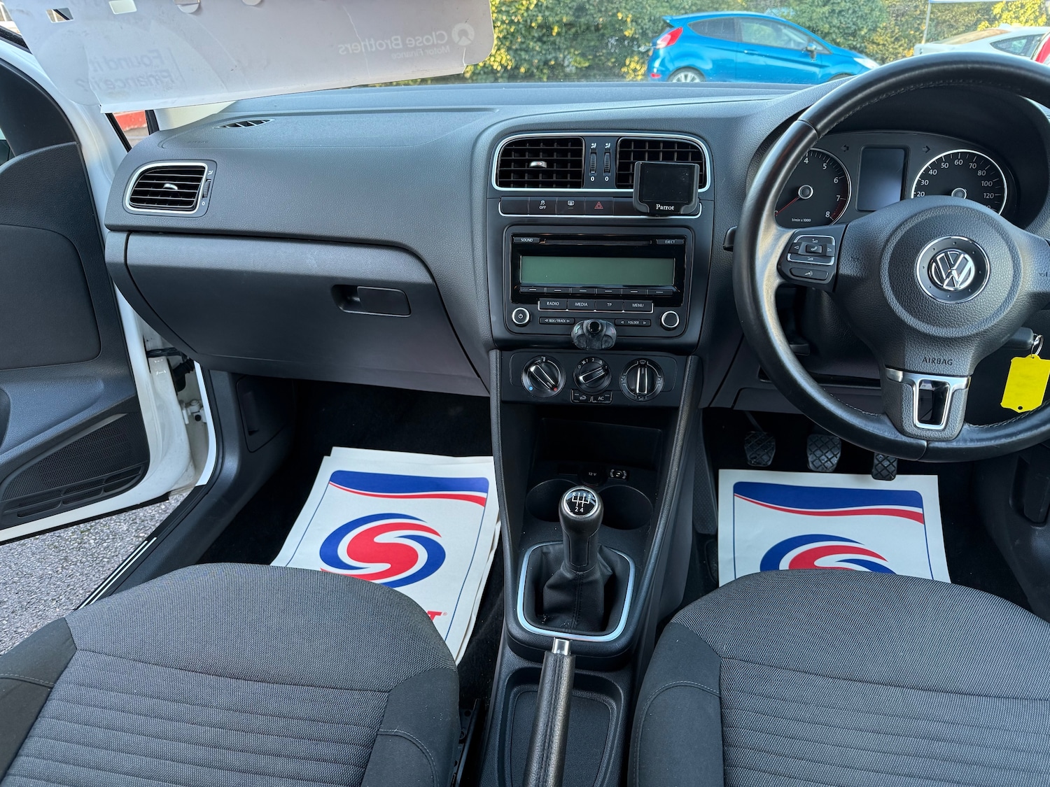 Used Volkswagen Polo 2011 for sale - 77145235: Photo 10