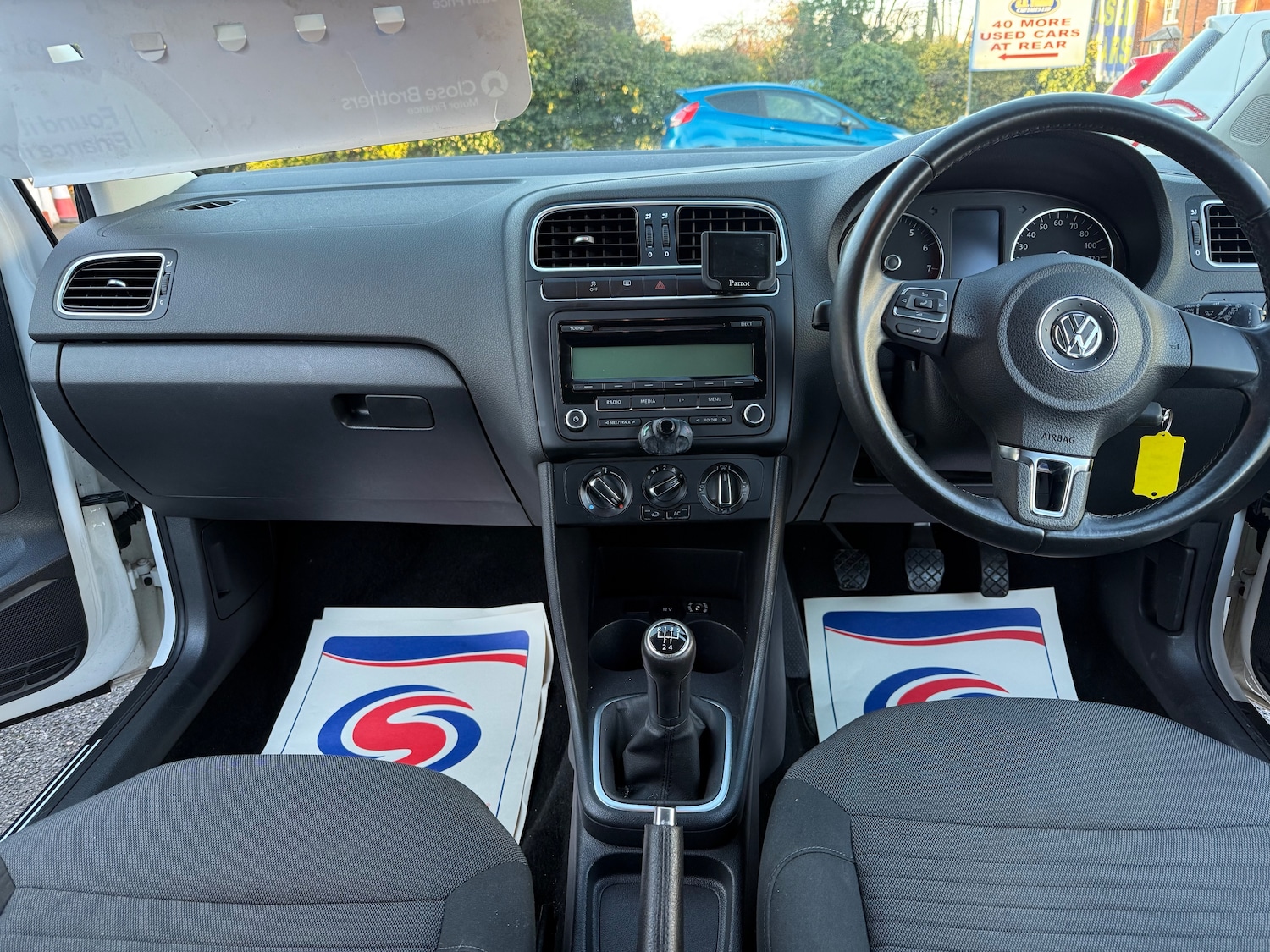 Used Volkswagen Polo 2011 for sale - 77145235: Photo 12