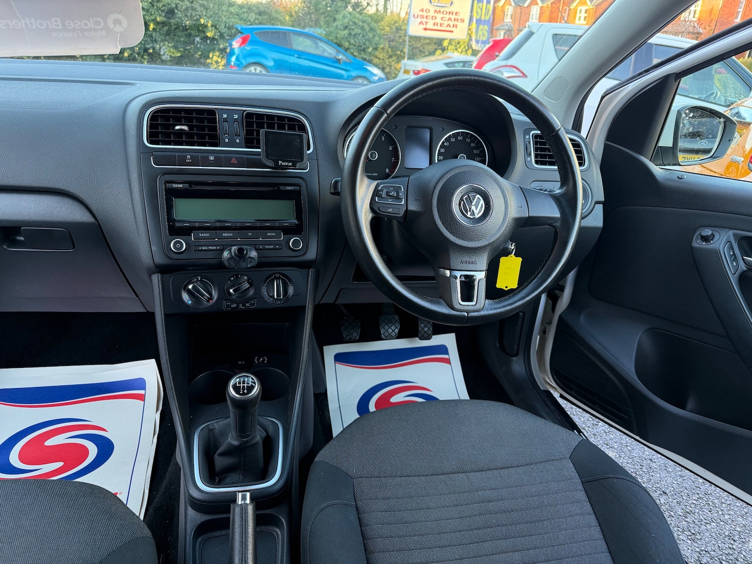 Used Volkswagen Polo 2011 for sale - 77145235: Photo 16