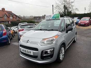 Used Citroen C3 Picasso 2016 for sale - 77501940: Photo