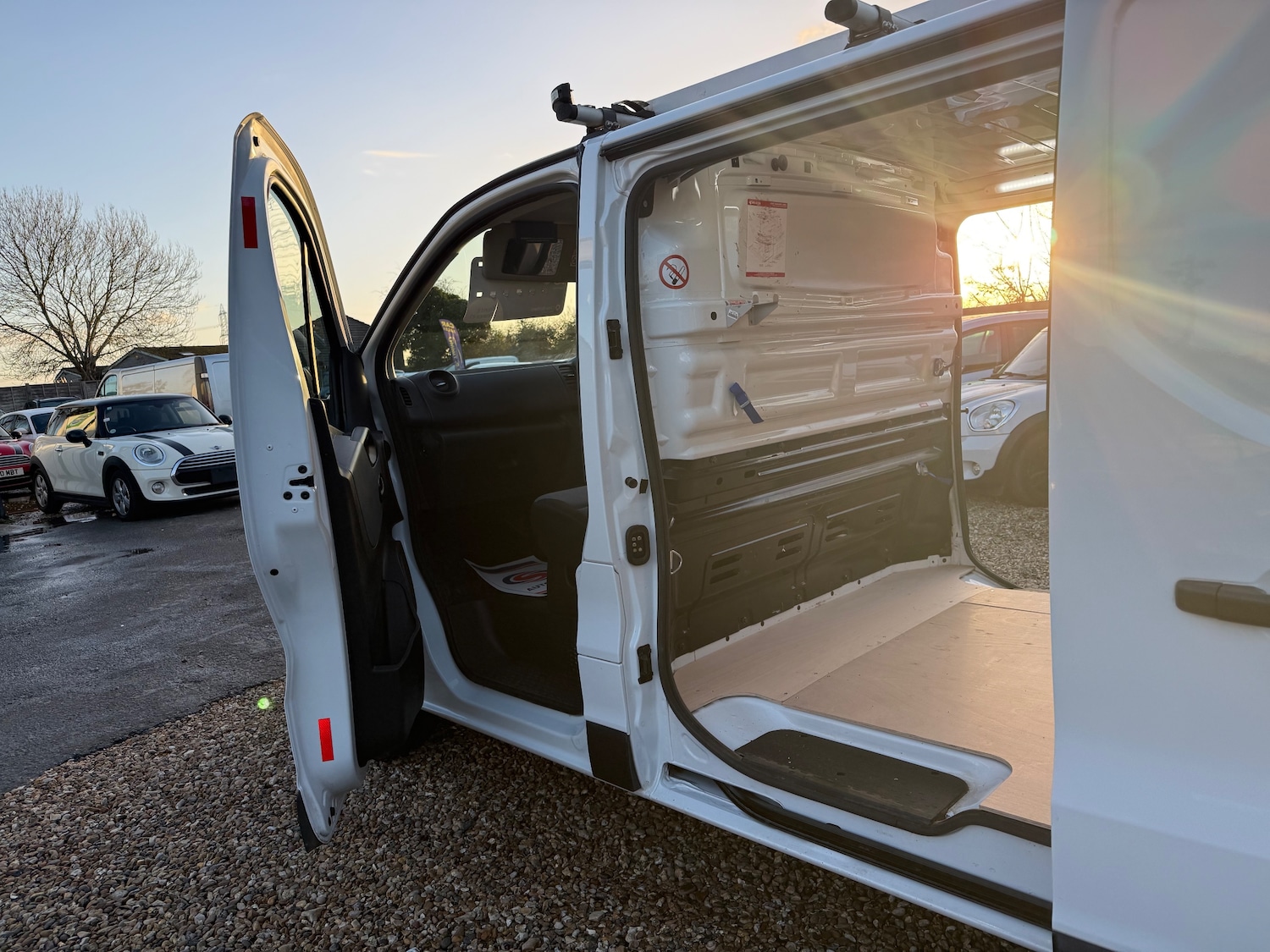 Used Vauxhall Vivaro 2018 for sale - 77145253: Photo 11