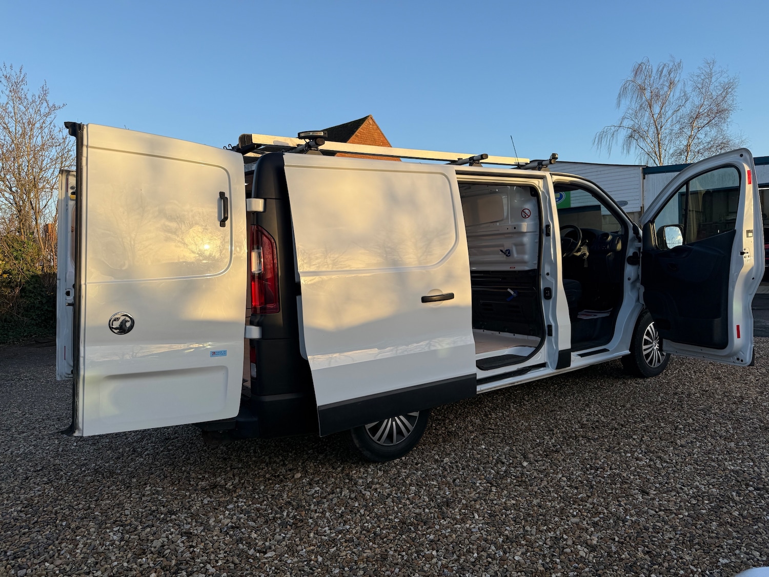 Used Vauxhall Vivaro 2018 for sale - 77145253: Photo 21