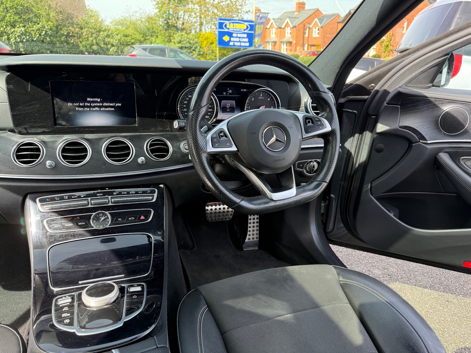 Used Mercedes-Benz E Class 2017 for sale - 78207031: Photo 24
