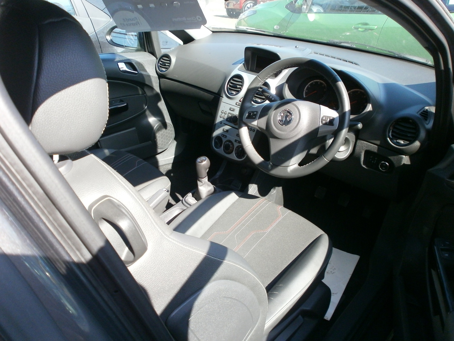 Used Vauxhall Corsa 2012 for sale - 77145193: Photo 4