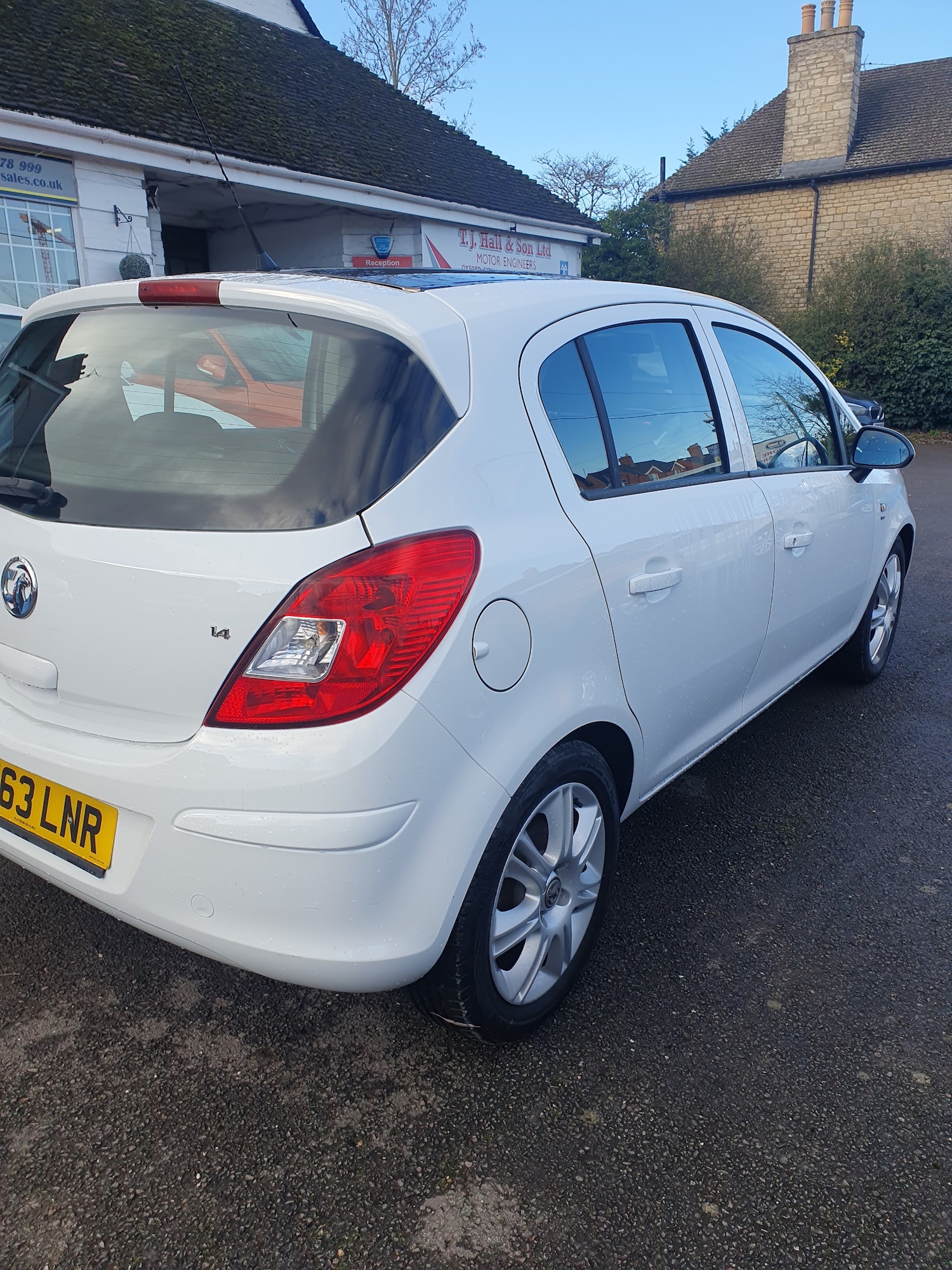 Used Vauxhall Corsa 2013 for sale - 77145249: Photo 5