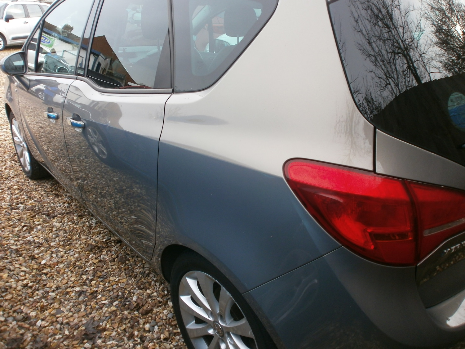 Used Vauxhall Meriva 2013 for sale - 77616978: Photo 3