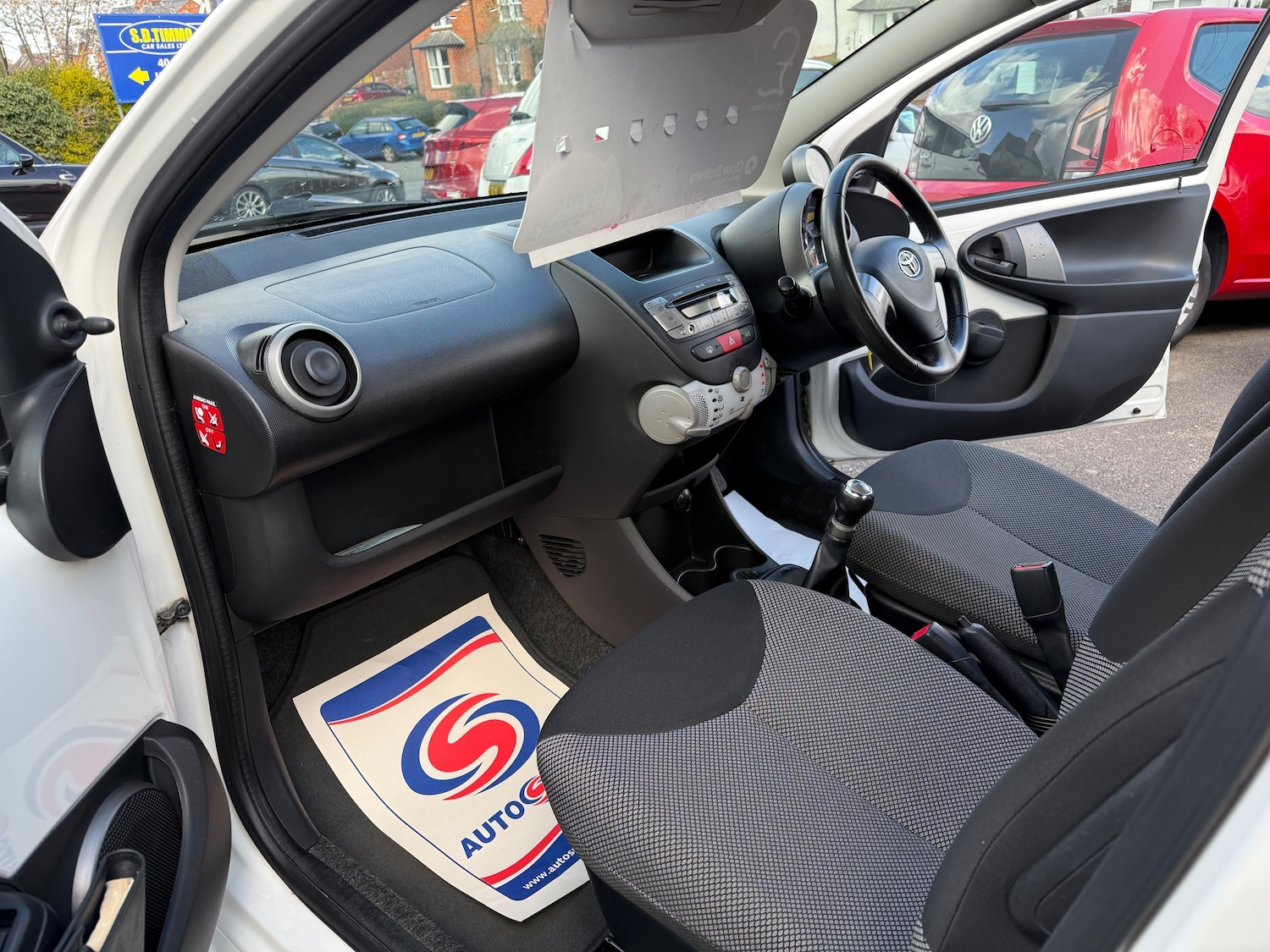 Used Toyota AYGO 2013 for sale - 78056003: Photo 23