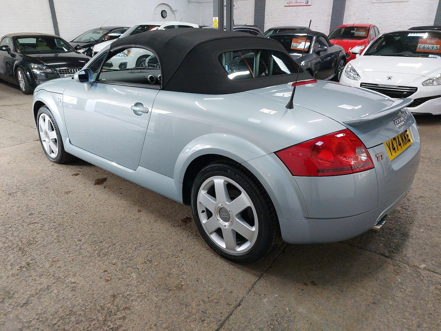 Used Audi TT 2001 for sale - 77021986: Photo 13