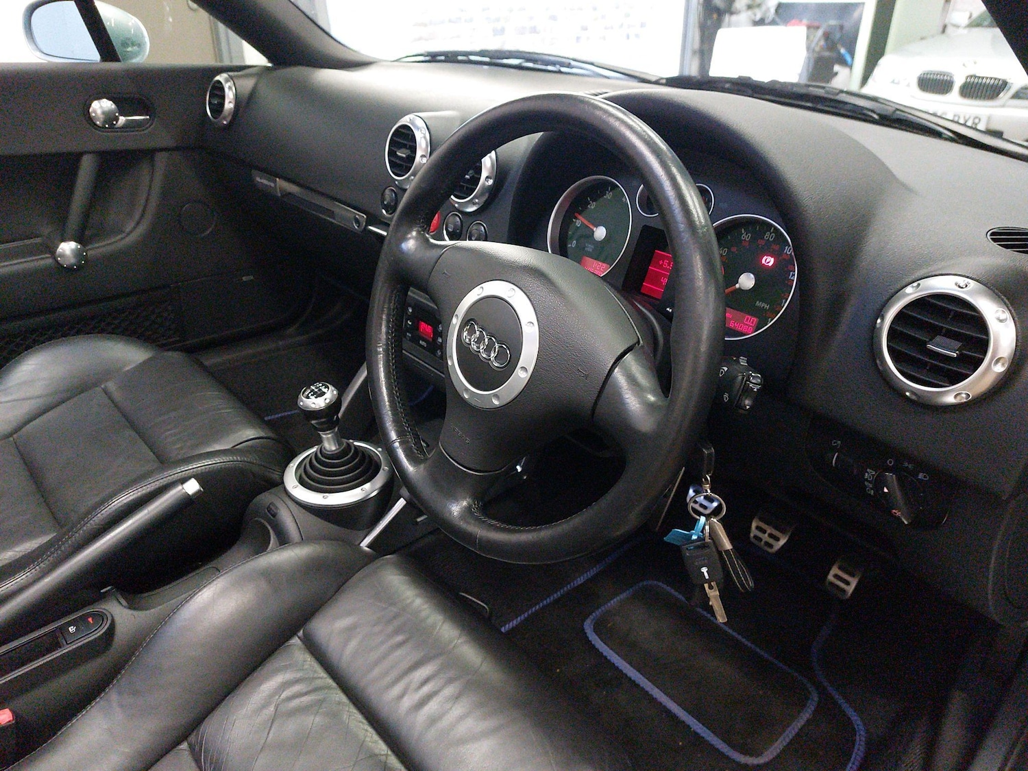 Used Audi TT 2001 for sale - 77021986: Photo 29