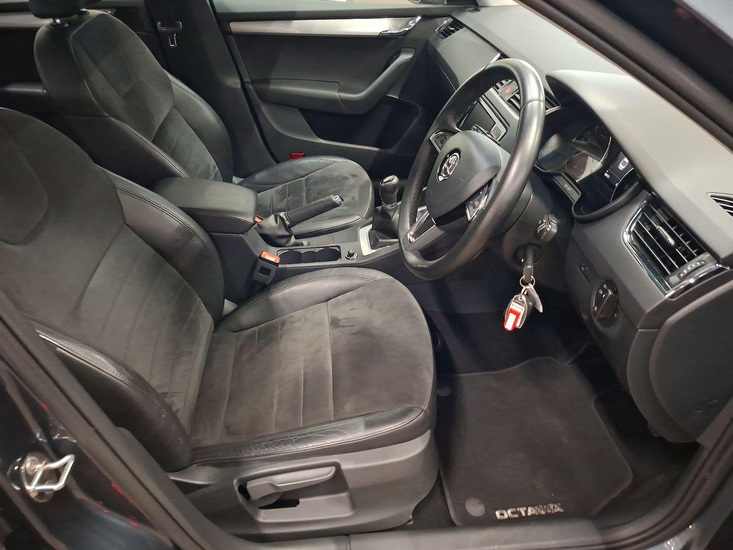 Used Skoda Octavia 2016 for sale - 77021983: Photo 9