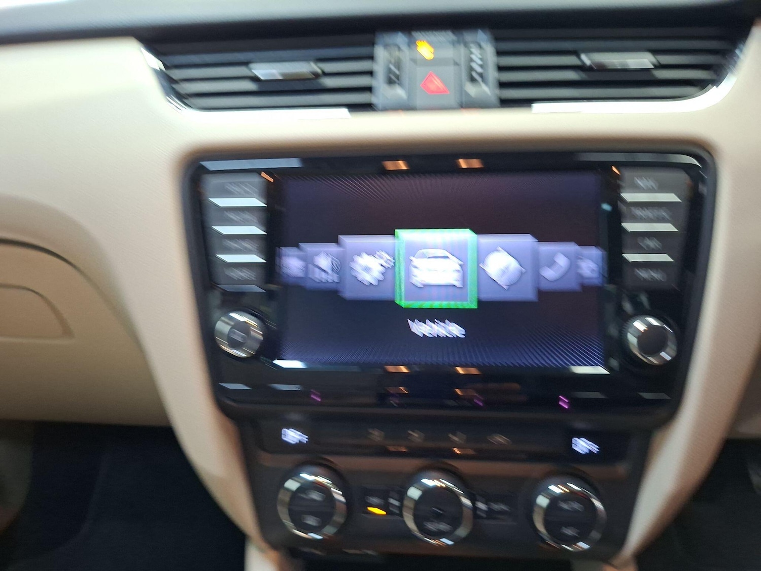 Used Skoda Octavia 2014 for sale - 77740194: Photo 18