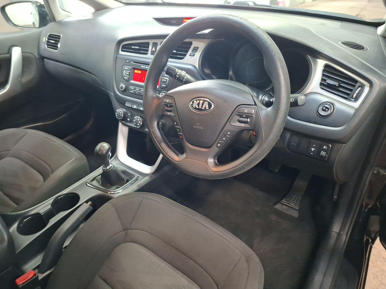 Used Kia Ceed 2013 for sale - 78198231: Photo 11