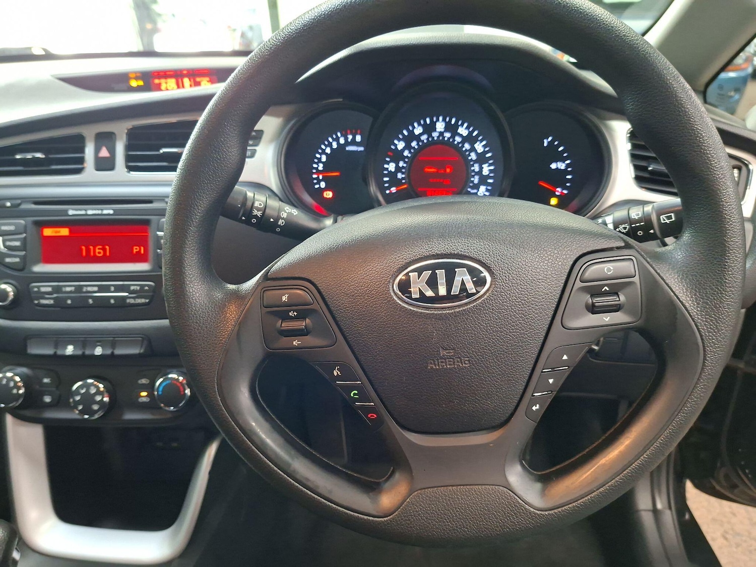 Used Kia Ceed 2013 for sale - 78198231: Photo 17