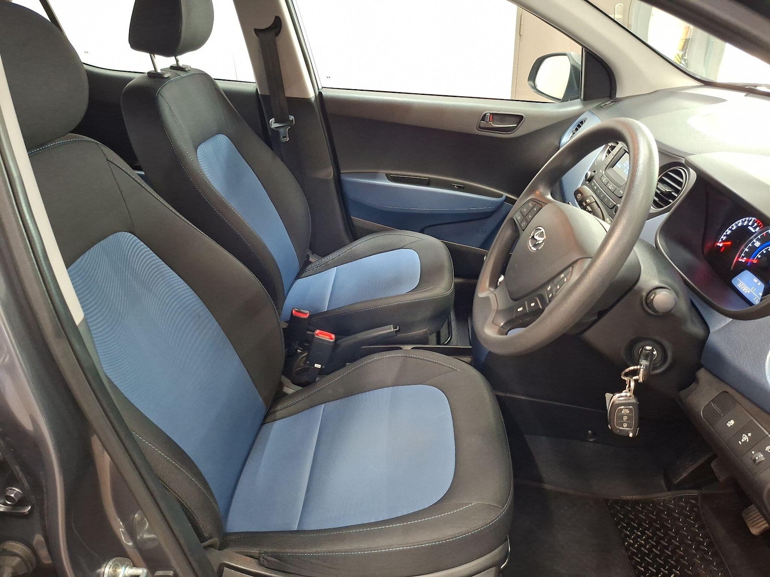 Used Hyundai i10 2016 for sale - 78175846: Photo 10