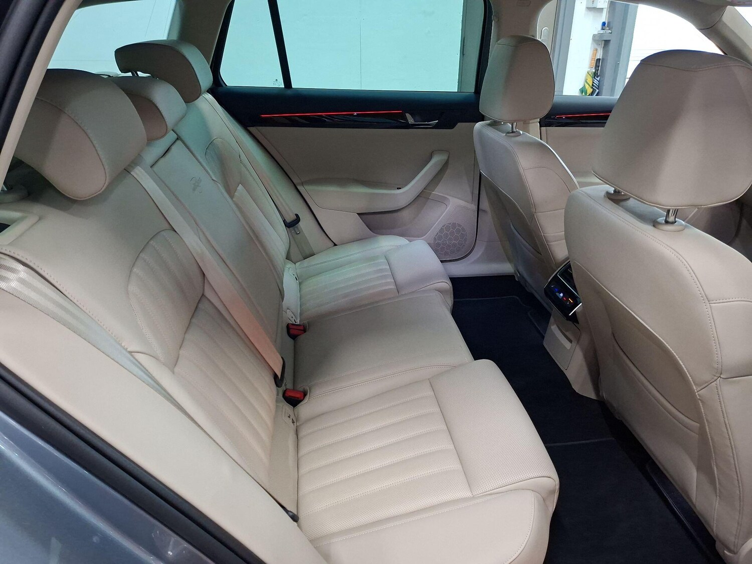 Used Skoda Superb 2018 for sale - 76563605: Photo 16