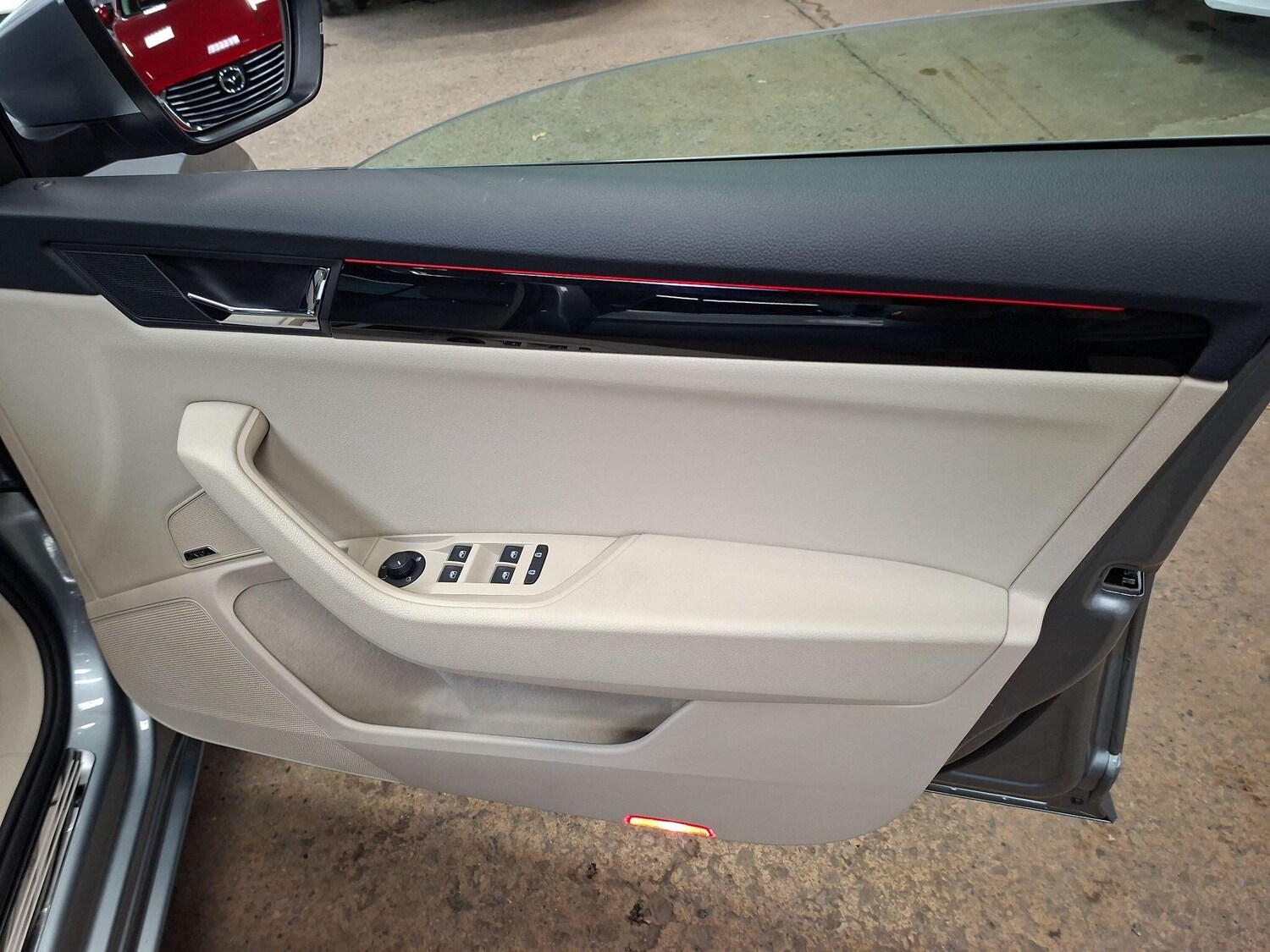 Used Skoda Superb 2018 for sale - 76563605: Photo 23