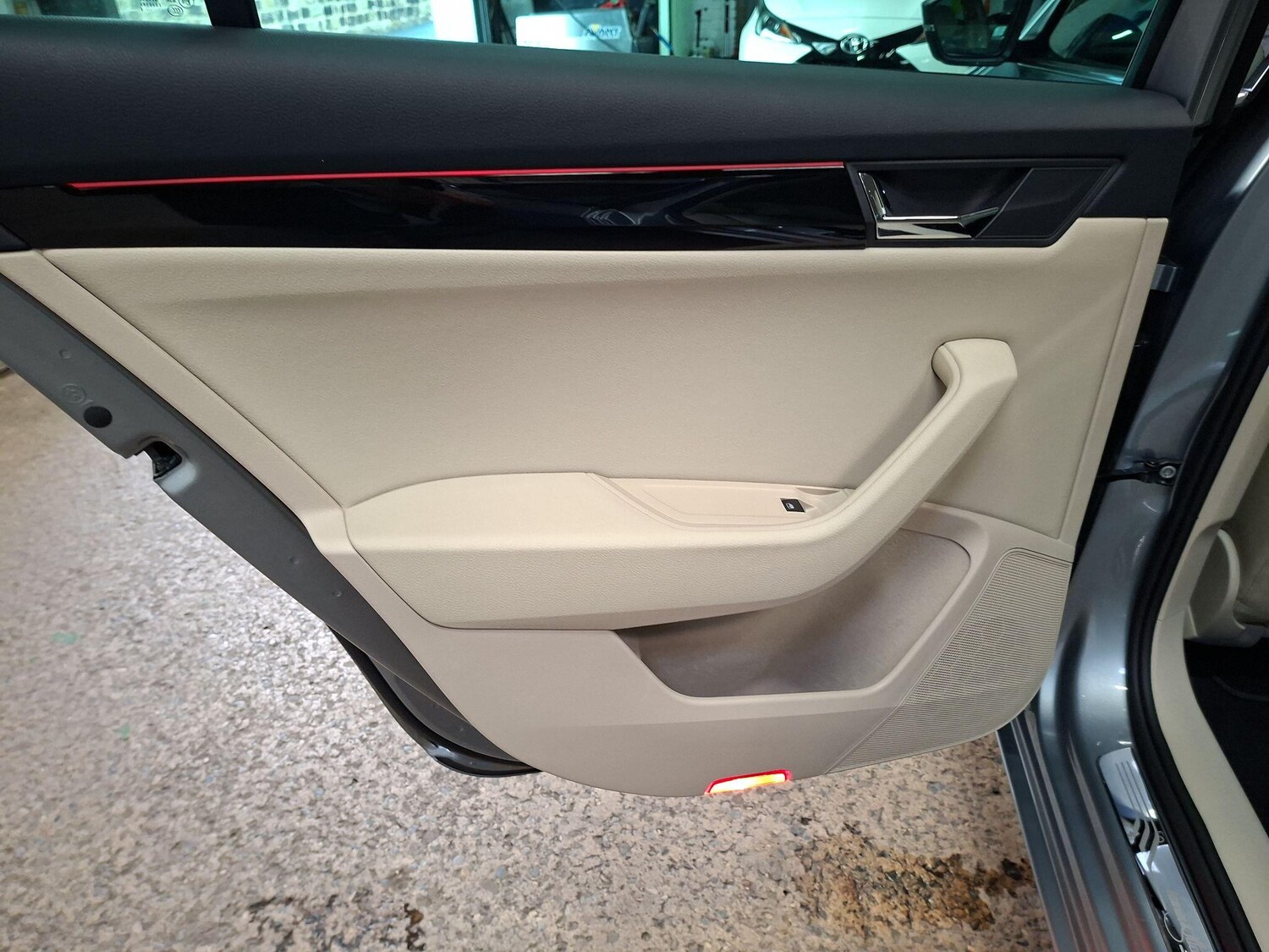 Used Skoda Superb 2018 for sale - 76563605: Photo 25