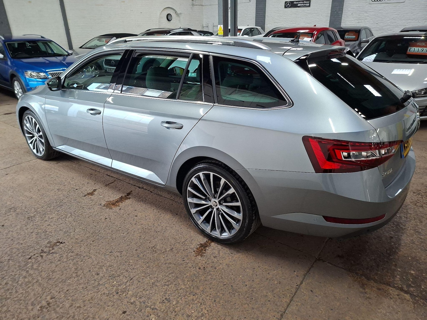 Used Skoda Superb 2018 for sale - 76563605: Photo 3