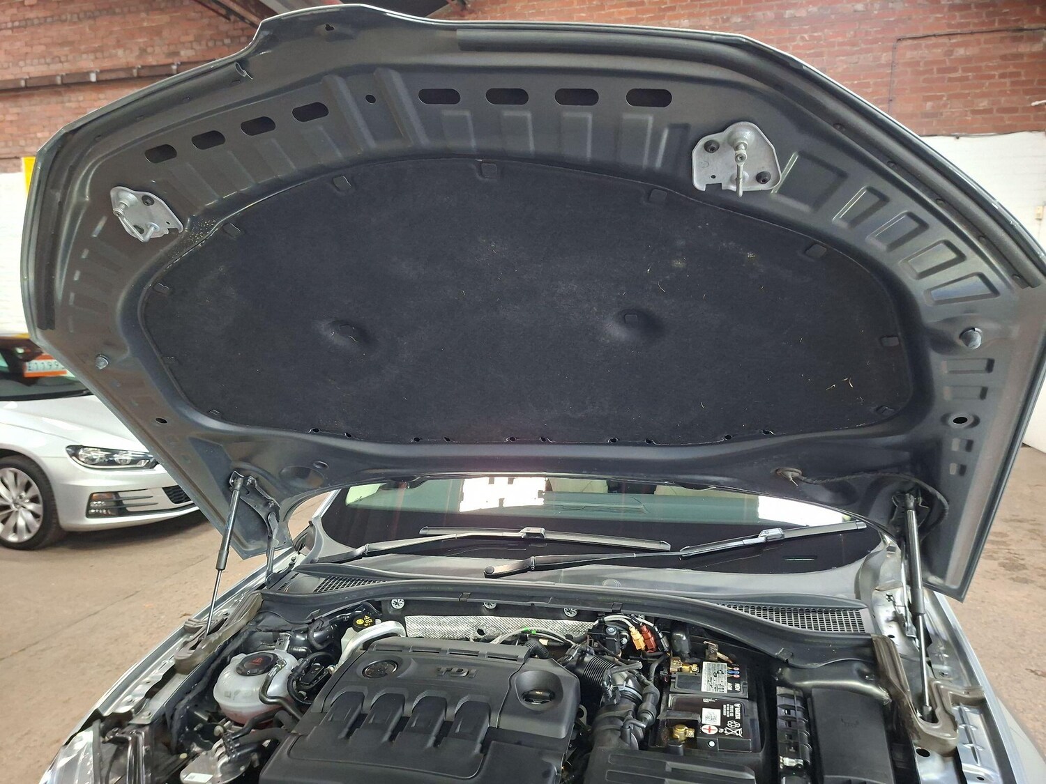 Used Skoda Superb 2018 for sale - 76563605: Photo 46