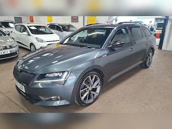 Used Skoda Superb 2017 for sale - 79252899: Photo