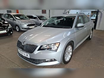 Used Skoda Superb 2017 for sale - 79747968: Photo