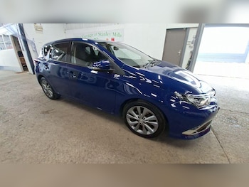 Used Toyota Auris 2017 for sale - 79133830: Photo