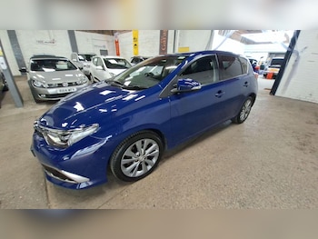Used Toyota Auris 2017 for sale - 79133830: Photo