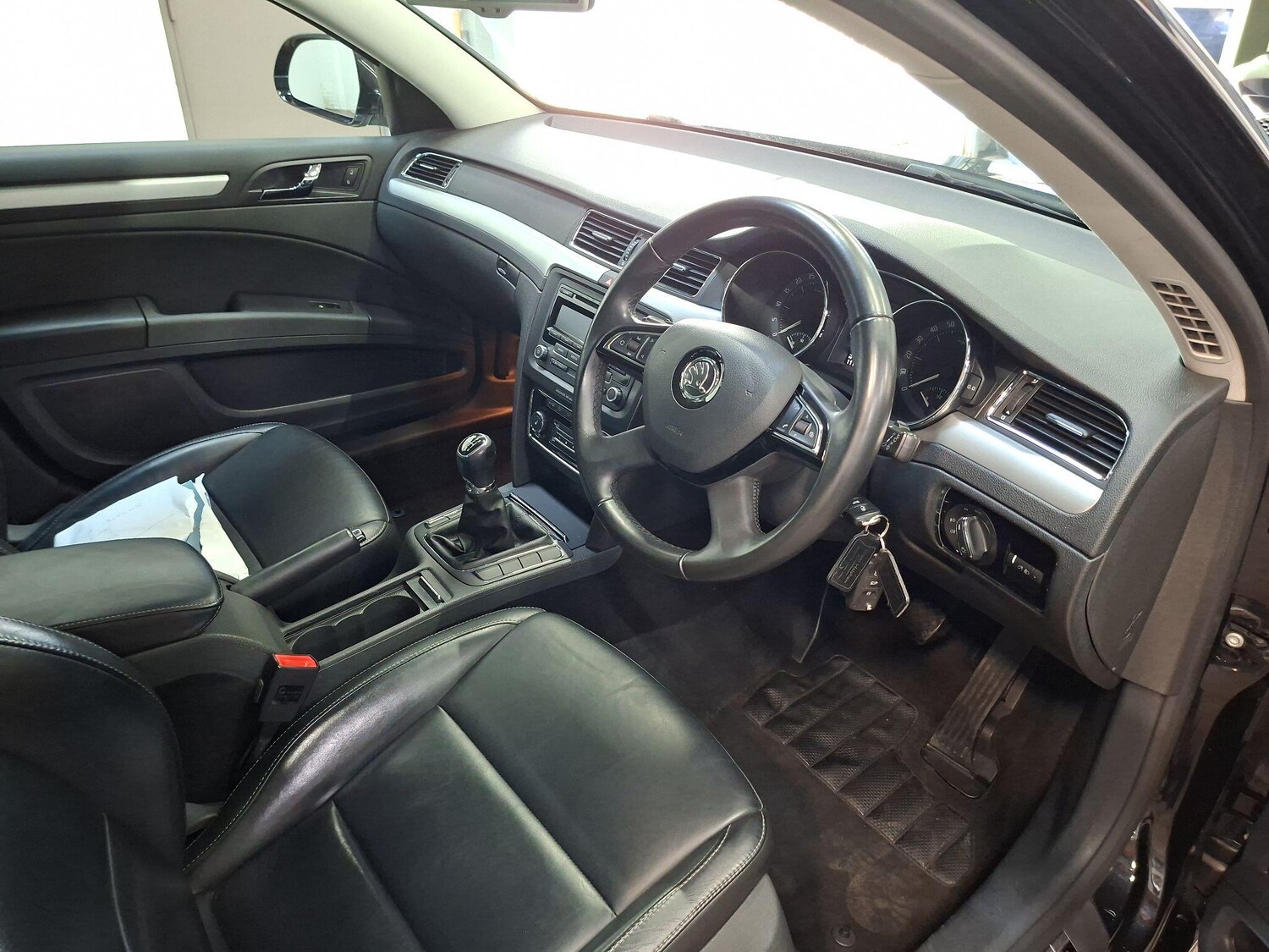 Used Skoda Superb 2015 for sale - 77740176: Photo 12