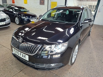 Used Skoda Superb 2015 for sale - 77740176: Photo