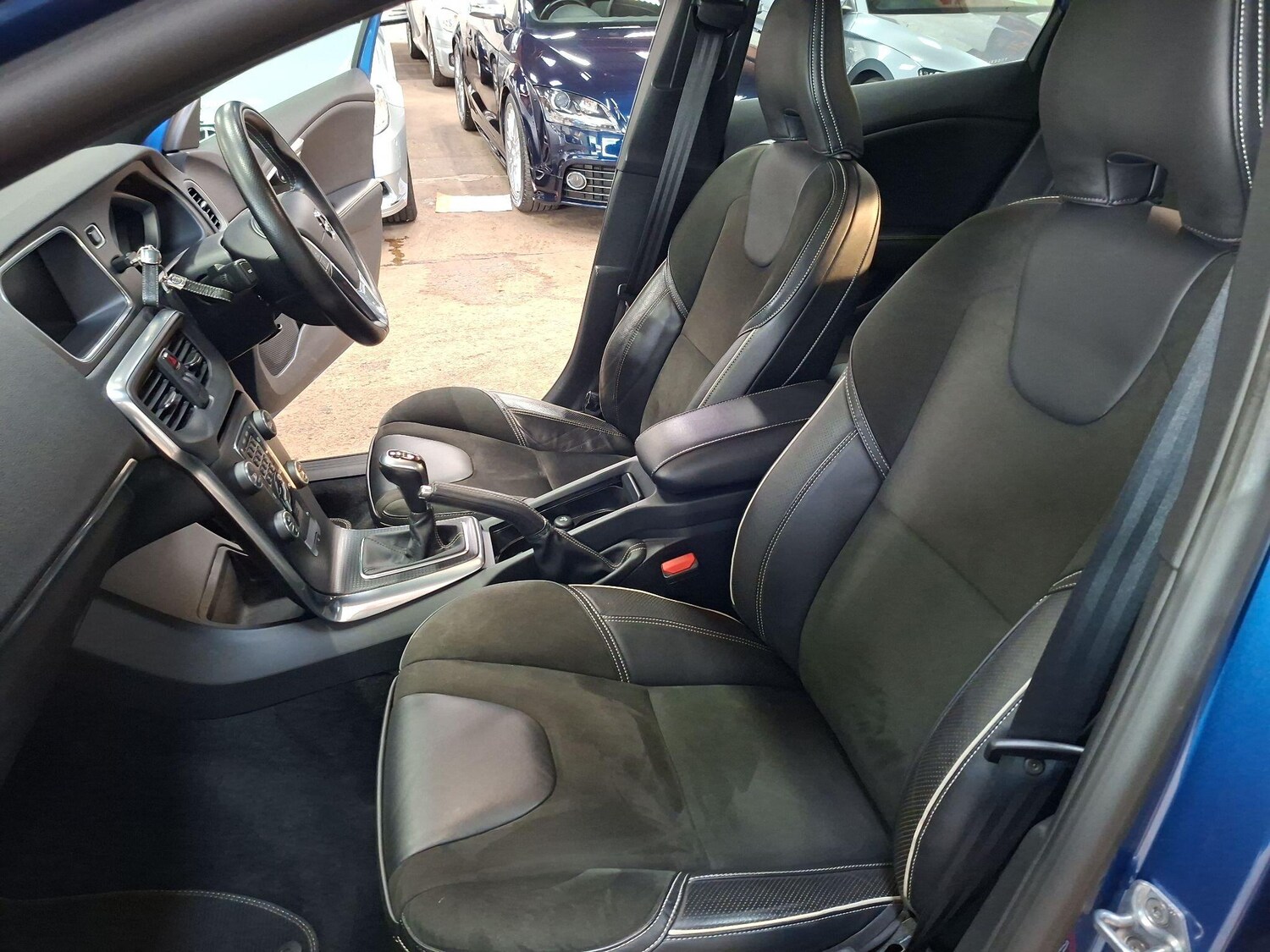 Used Volvo V40 2016 for sale - 77576538: Photo 22