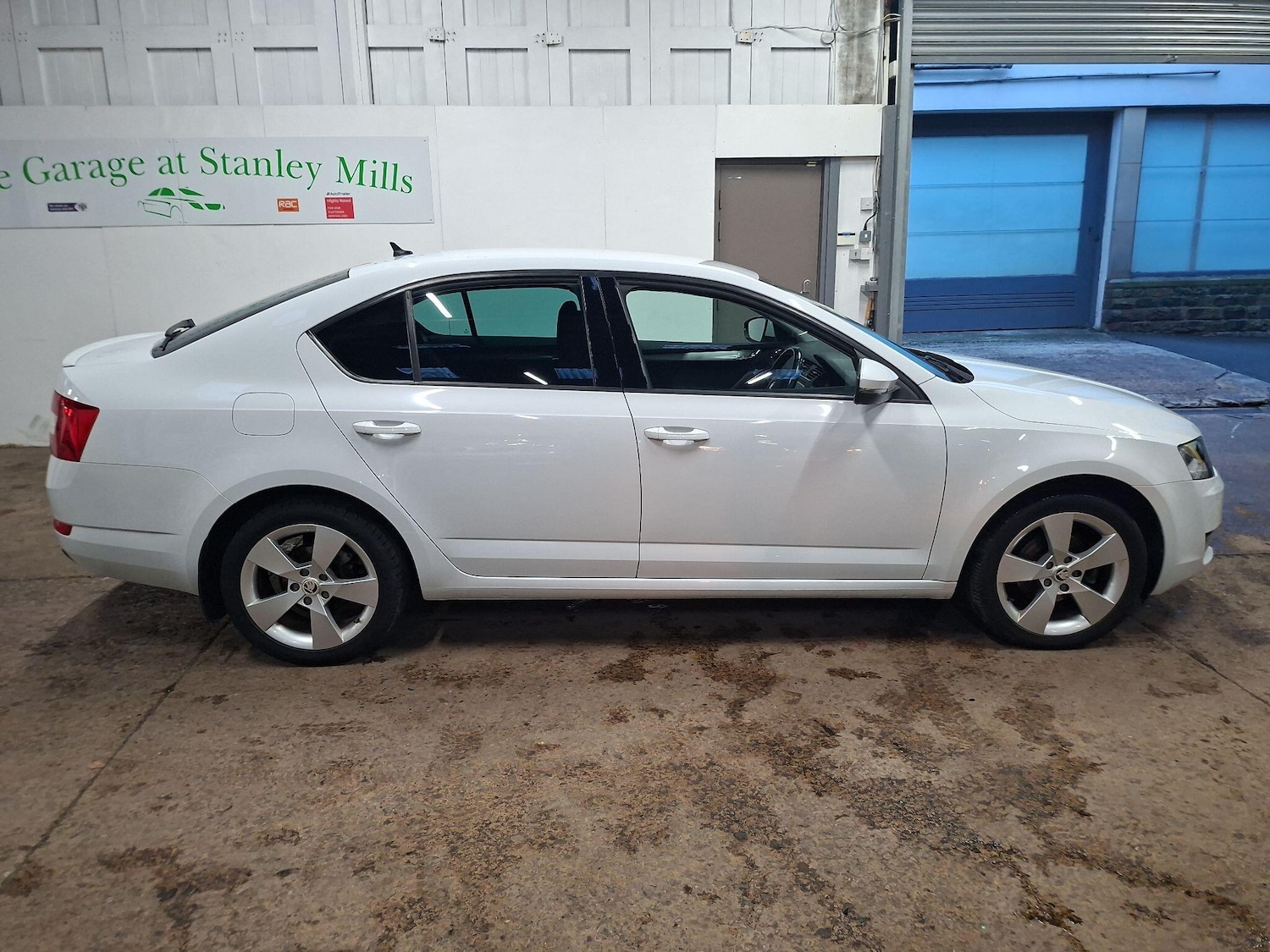 Used Skoda Octavia 2016 for sale - 77360693: Photo 4