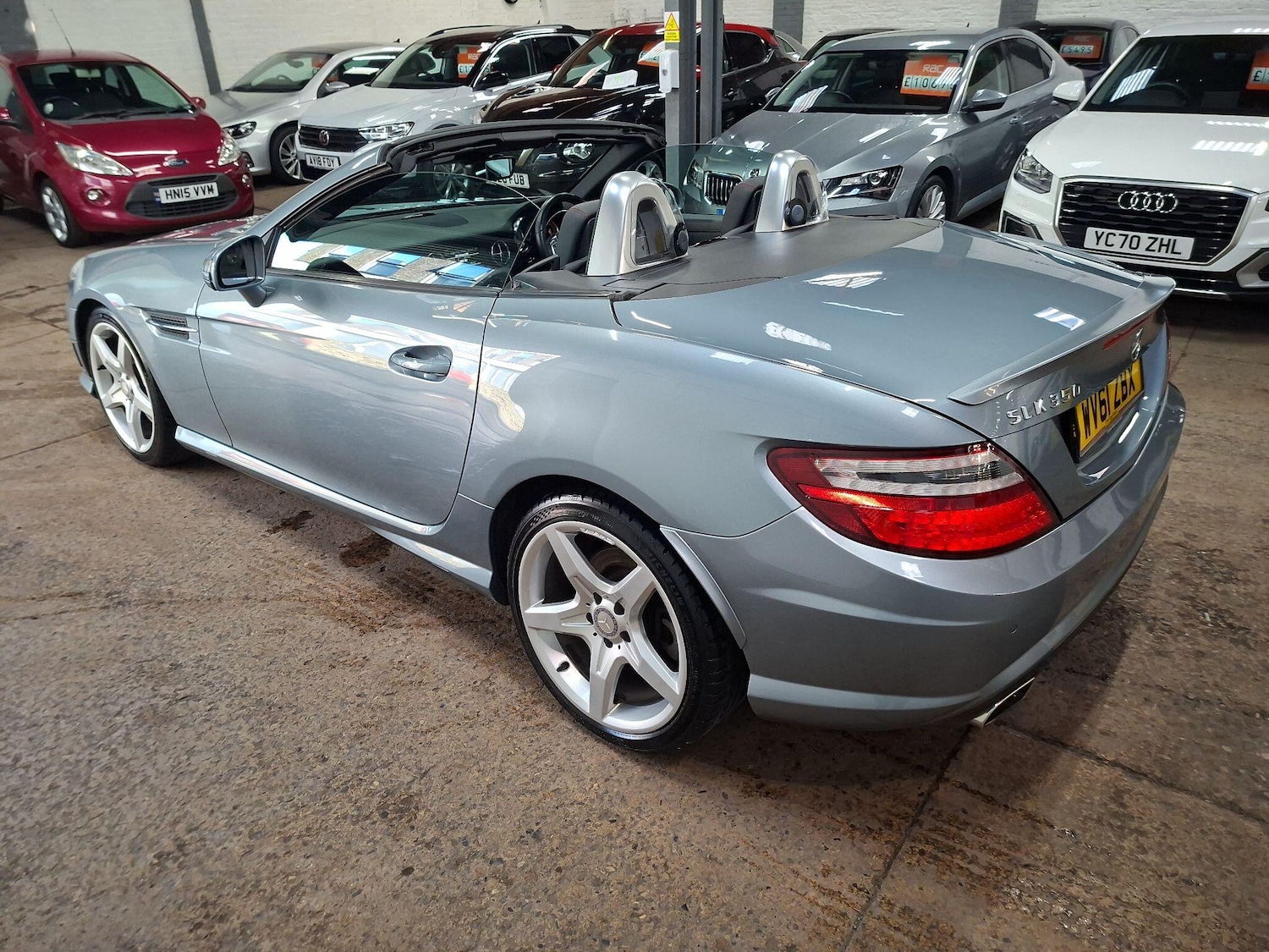 Used Mercedes-Benz SLK 2011 for sale - 77224107: Photo 11