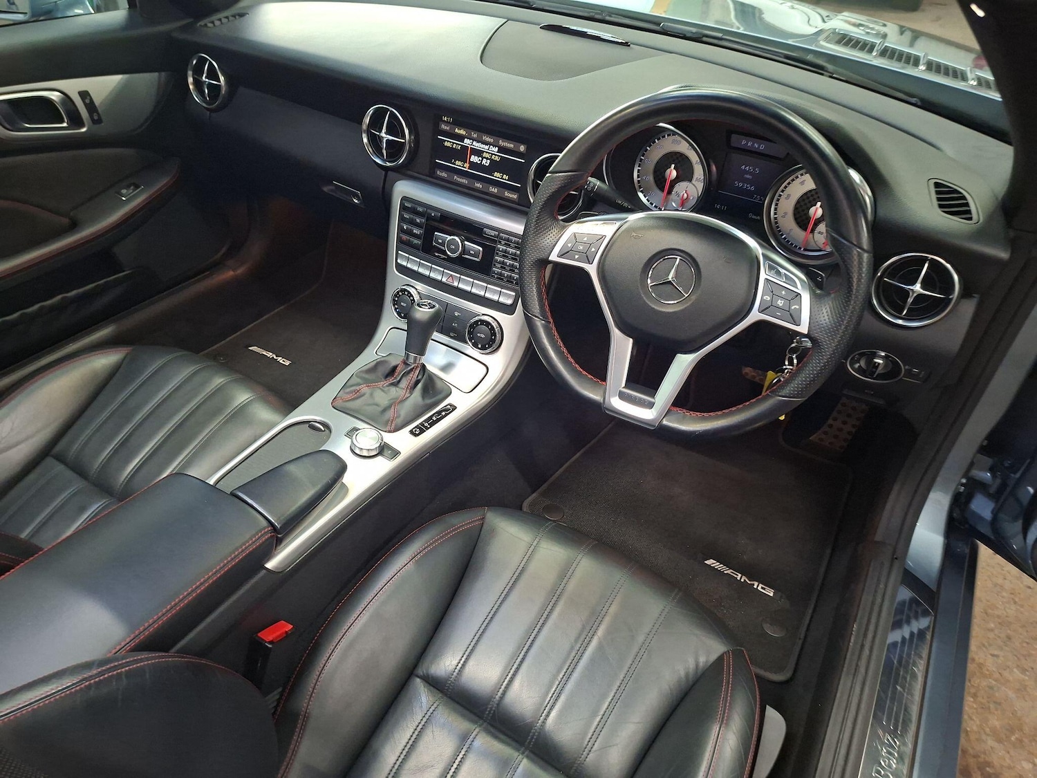 Used Mercedes-Benz SLK 2011 for sale - 77224107: Photo 14