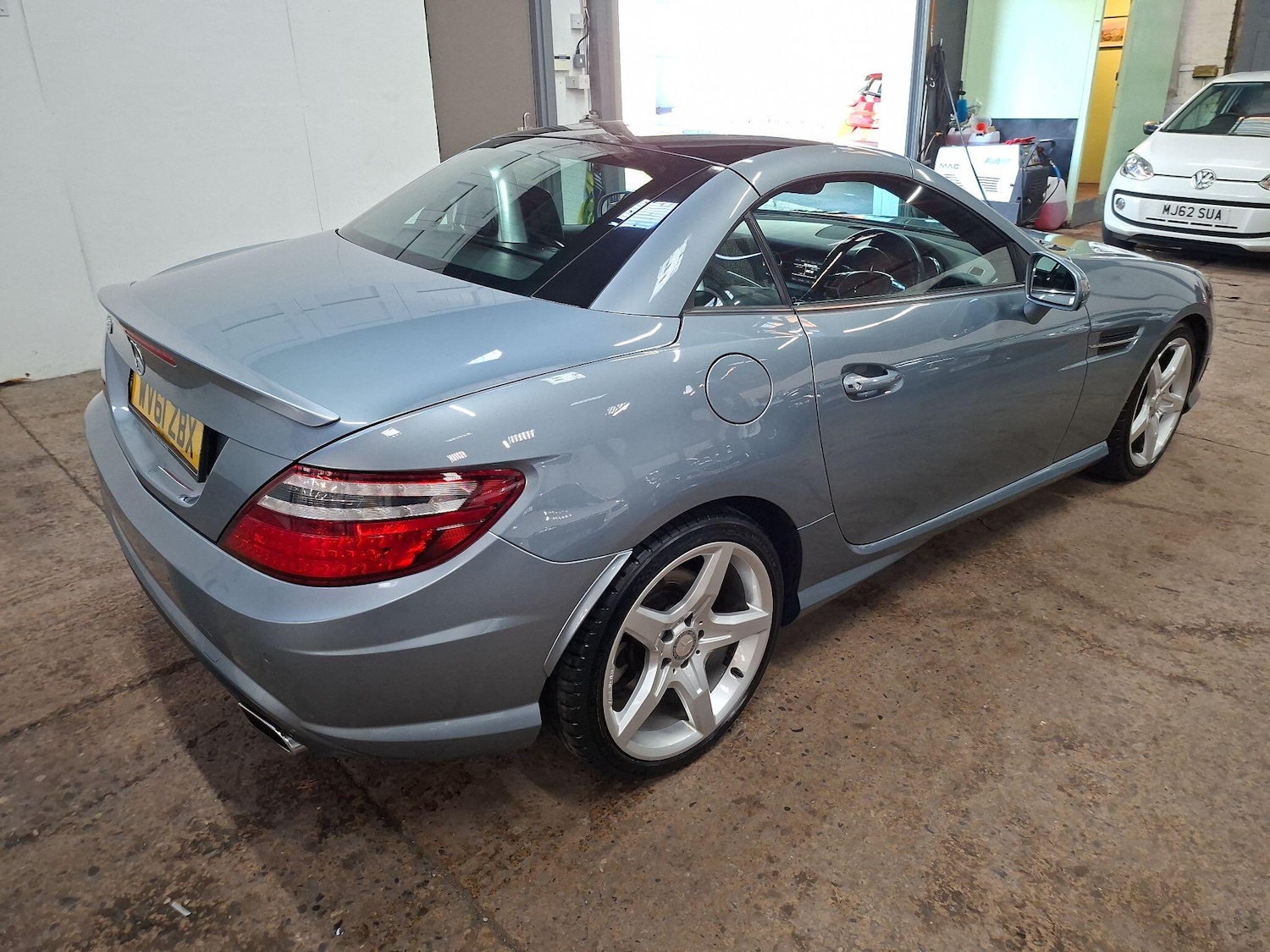 Used Mercedes-Benz SLK 2011 for sale - 77224107: Photo 7